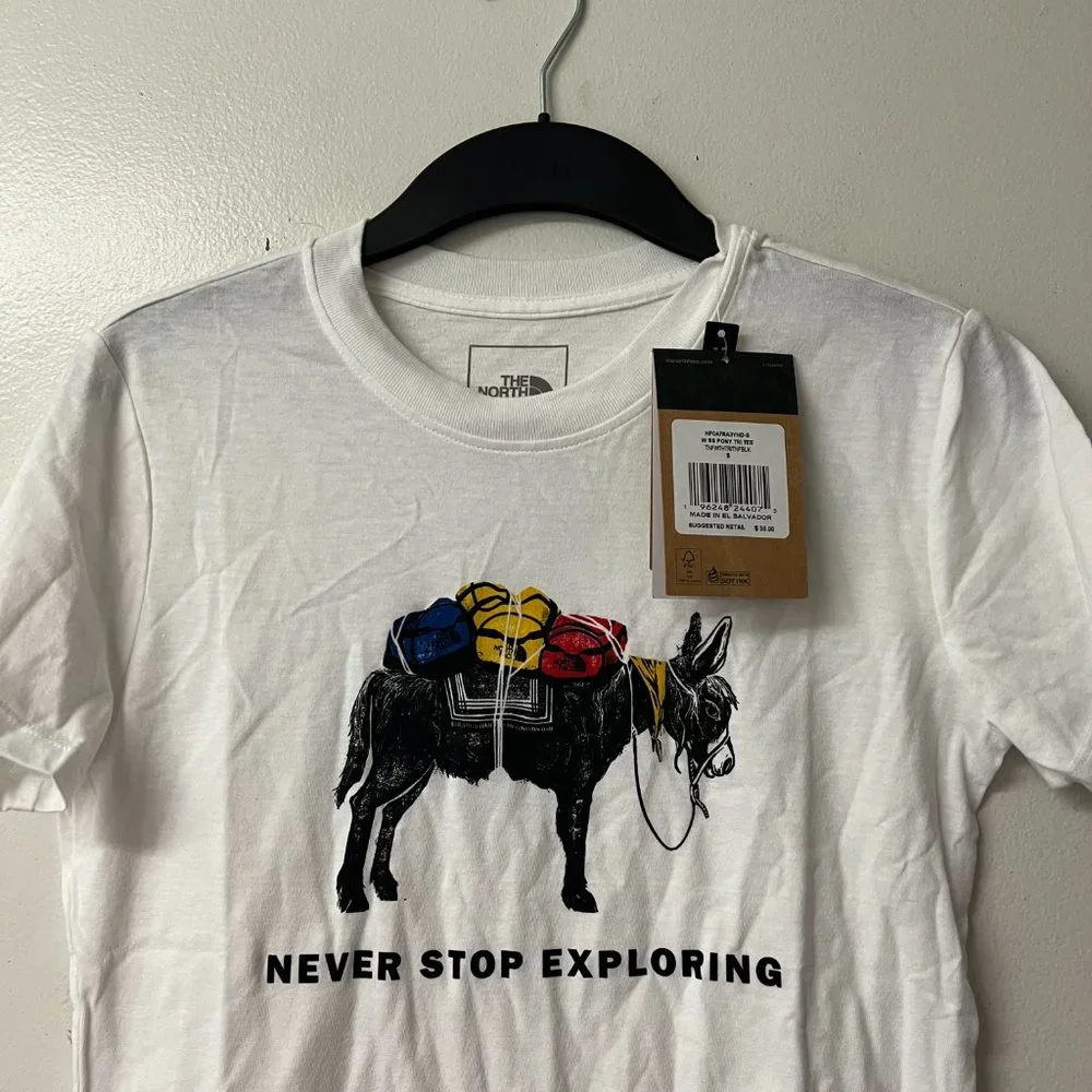 The North Face Women's Short Sleeve Pony Wheels‎ Tri-Blend Tee/White Small NWT - Picture 4 of 6